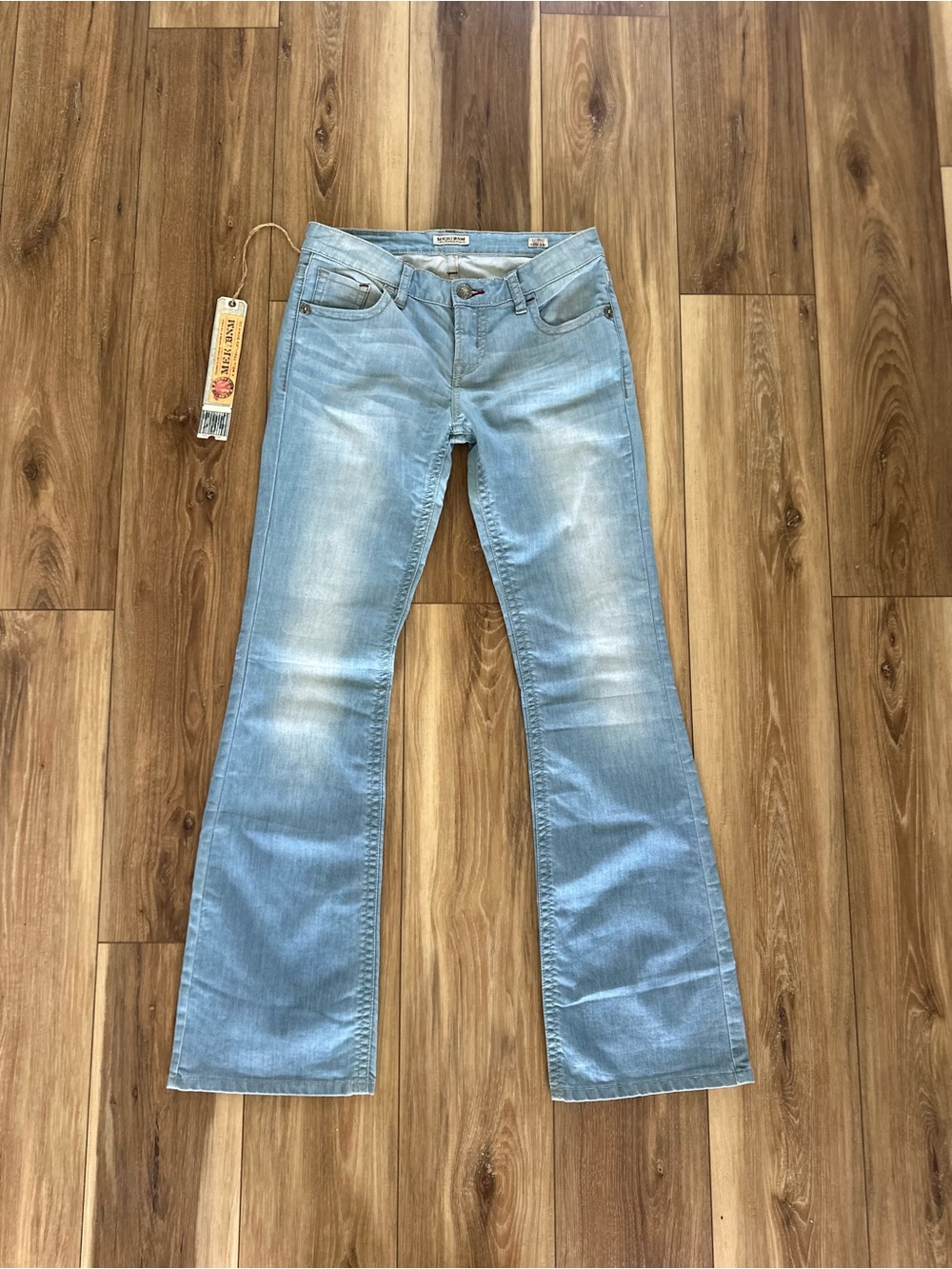 MEK Denim women’s Light blue Kansas bootcut jeans size W29L34 NWT